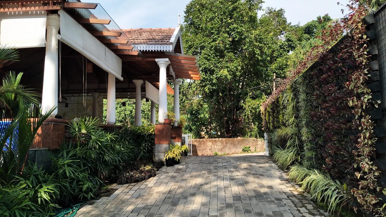 Willow Heights 阿西拉帕利 外观 照片